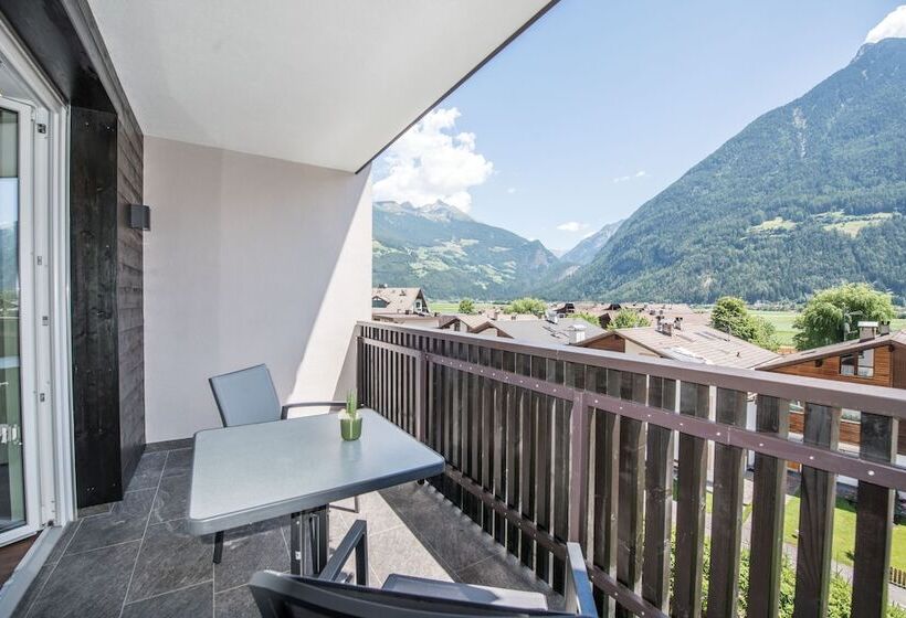 ホテル Vitaurina Royal