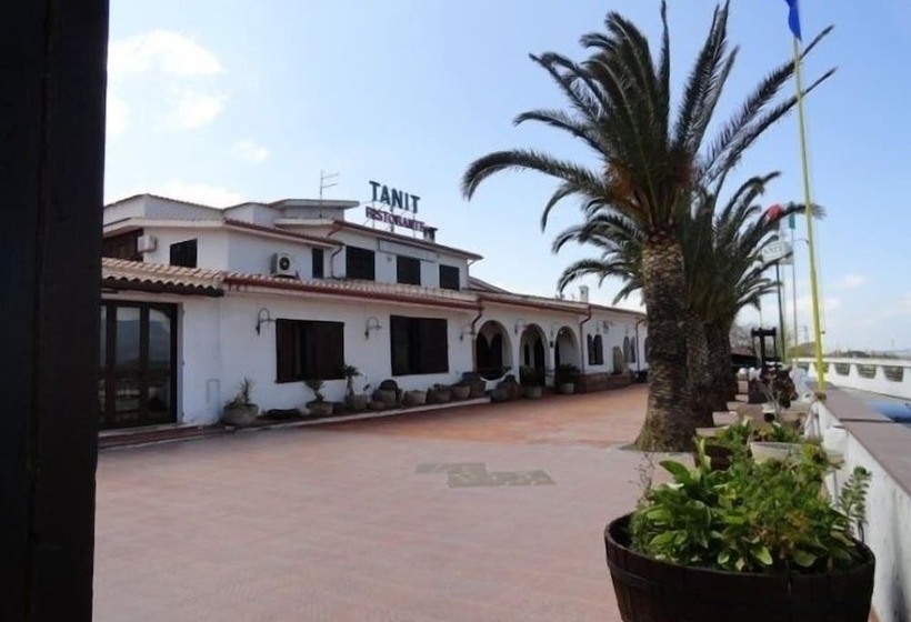 Tanit Hotel Villaggio Ristorante