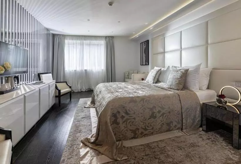 Hotelli 9