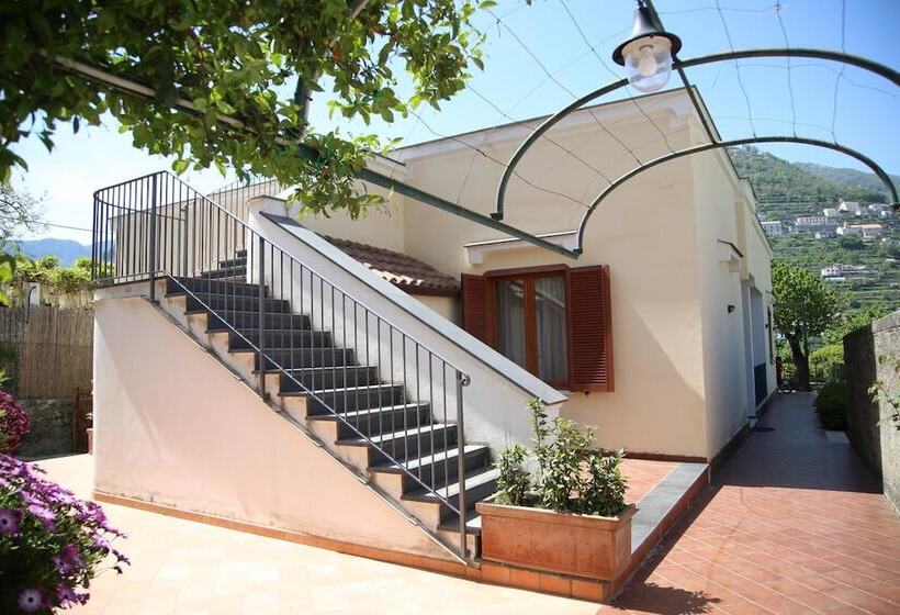 בית מלון כפרי A Casa Dei Nonni