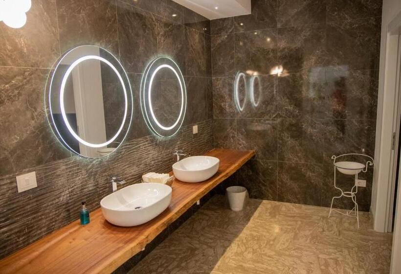 בית מלון כפרי Adriatico