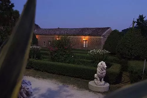 ホテル Agriturismo Savoca