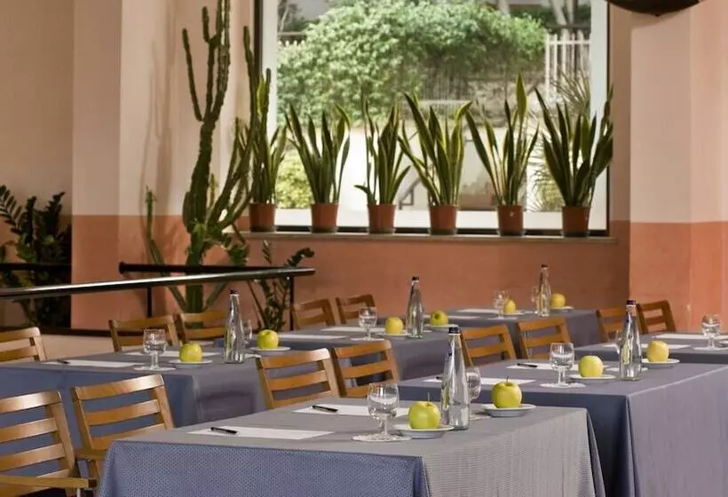 ホテル Albergo La Pace