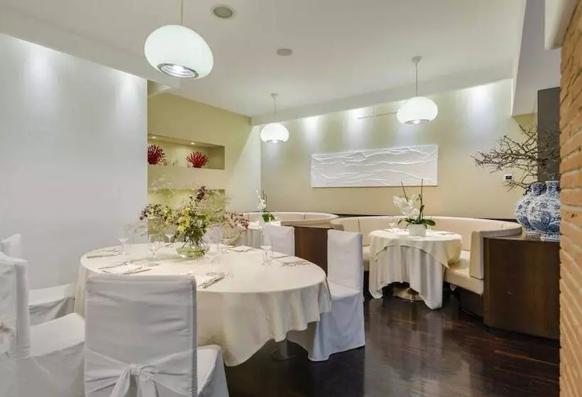 ホテル Albergo La Pace