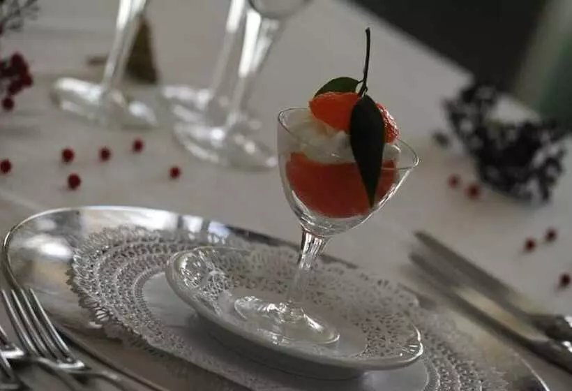 ホテル Albergo La Pace