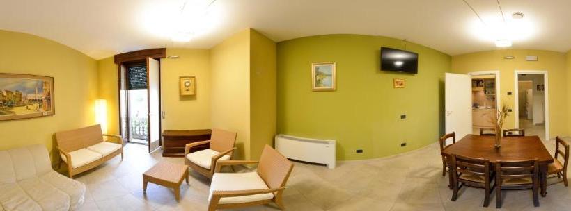 בית מלון כפרי All' Orologio