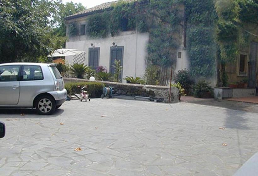 בית מלון כפרי Case Zuccaro