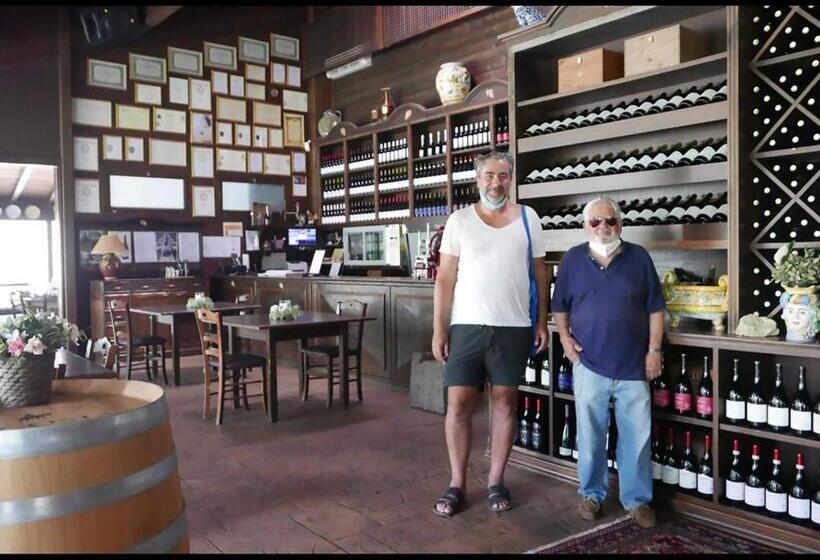 בית מלון כפרי Case Zuccaro