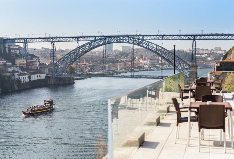 هتل Eurostars Porto Douro