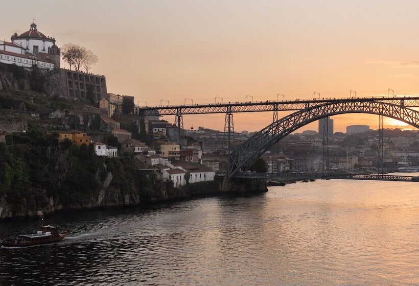 هتل Eurostars Porto Douro