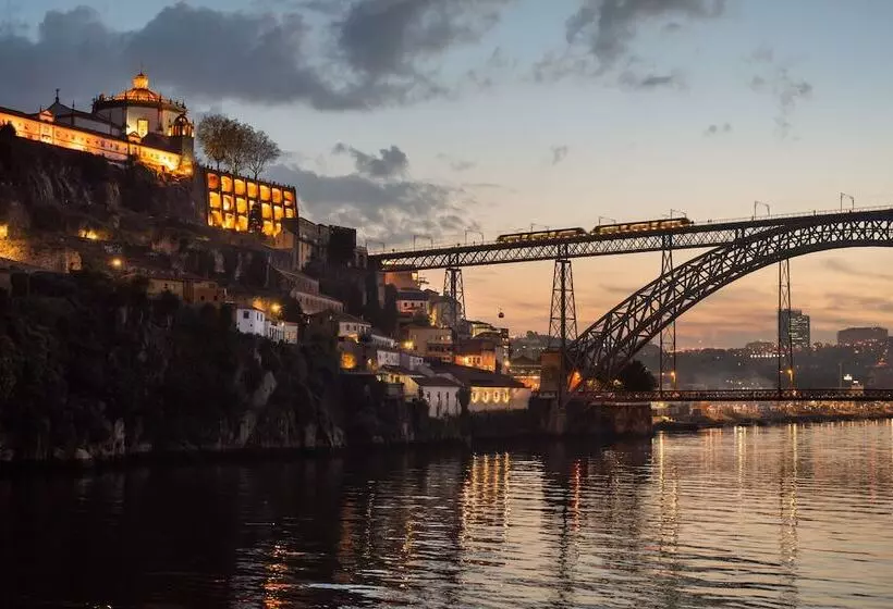 هتل Eurostars Porto Douro