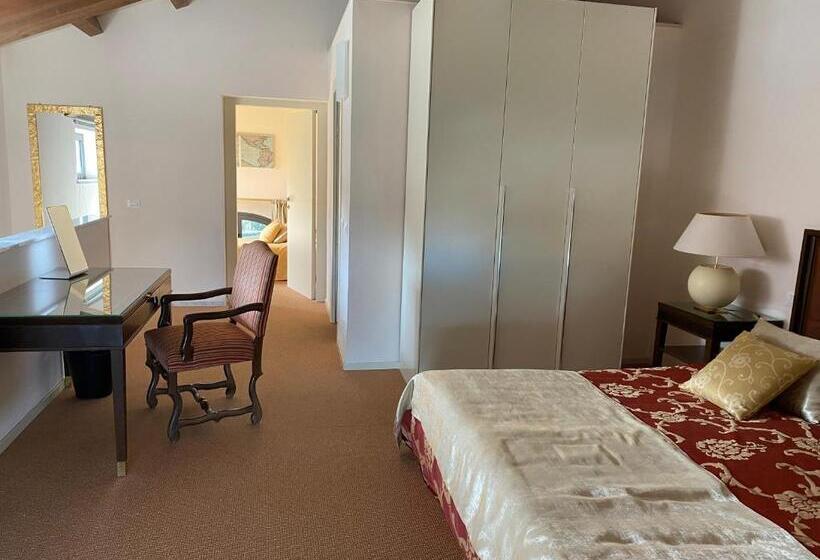 فندق Miramare Apartments&suites