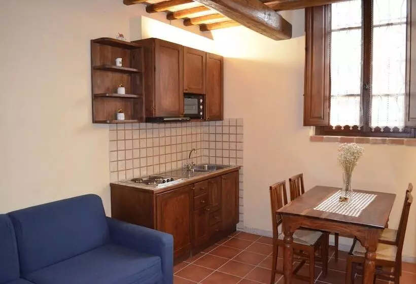 Hotelli Palazzo Alle Mura Appartamenti Per Vacanze