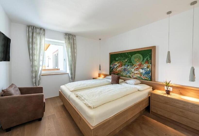 Hotelli Panorama Residence Schlossblick