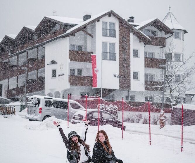 Hotelli Royal Und Ferienhaus Annabel