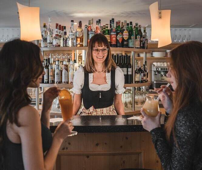 Hotelli Royal Und Ferienhaus Annabel