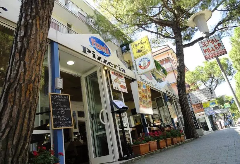 هتل Sorrento