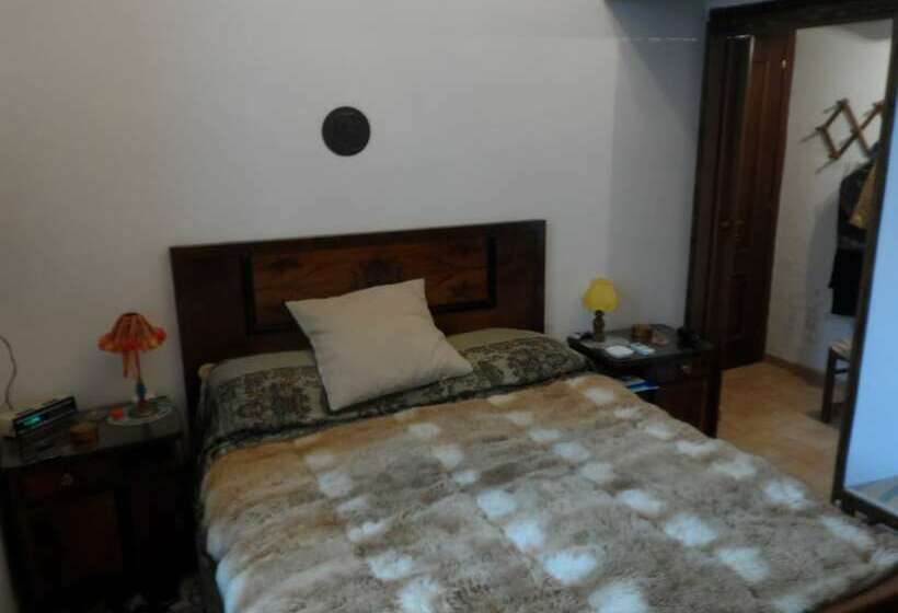 בית מלון כפרי Tramonti Divini