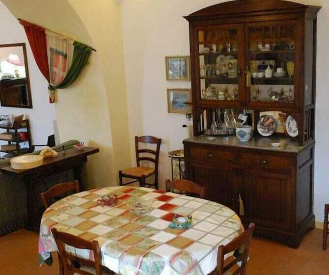 בית מלון כפרי Tramonti Divini