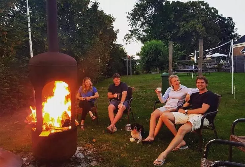 ホテル Vakantieboerderij Broeresloot