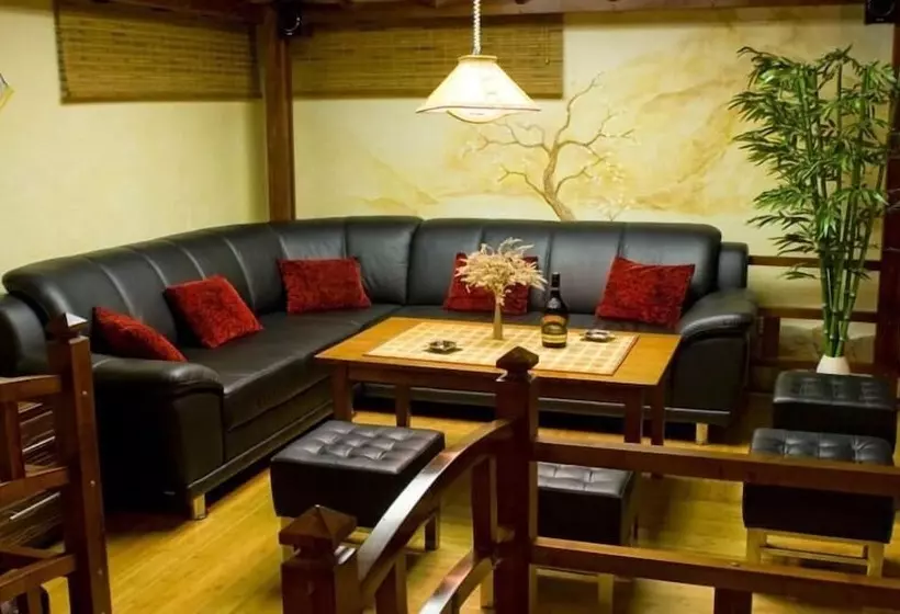 هتل Villa Rossa