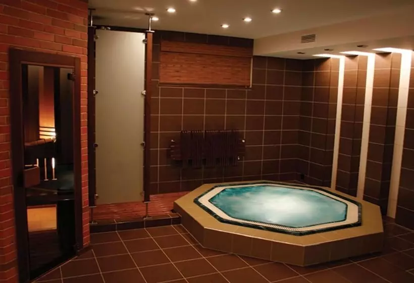 هتل Villa Rossa
