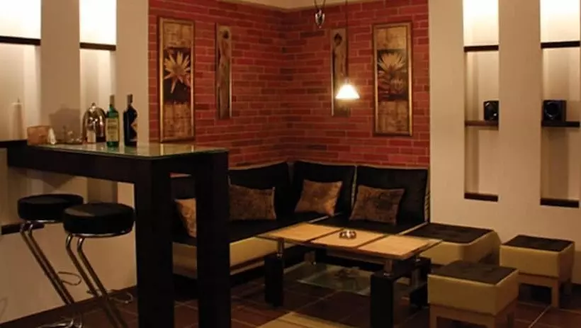 هتل Villa Rossa