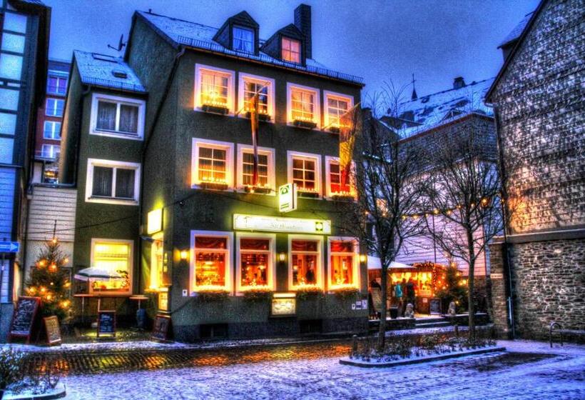 ホテル Alt Montjoie