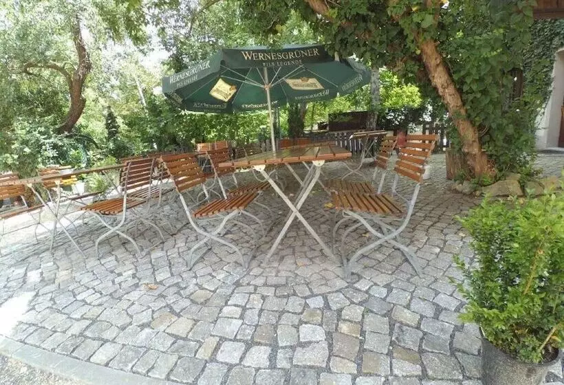 ホテル Am Neumarkt