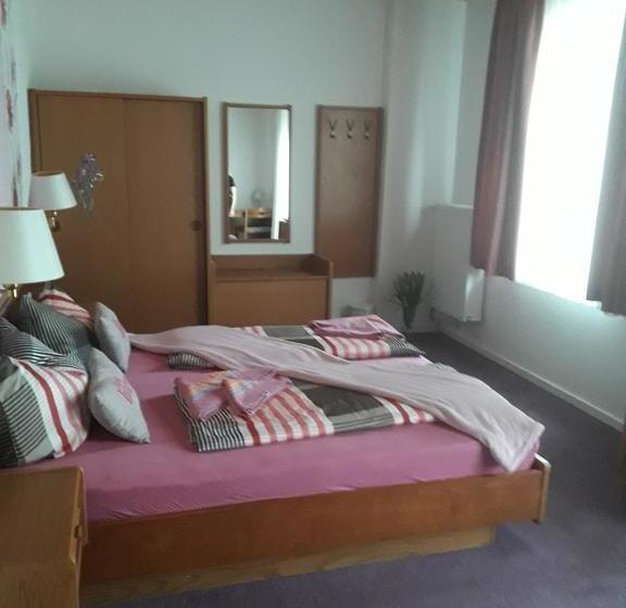 Hotelli Caférestaurant  Breuer