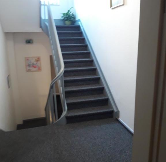 Hotelli Caférestaurant  Breuer