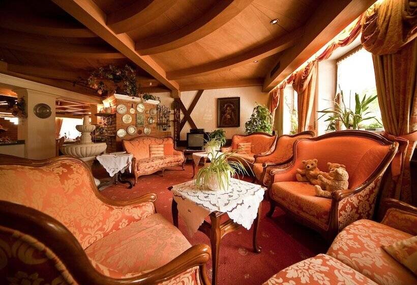 Отель Brunnerhof