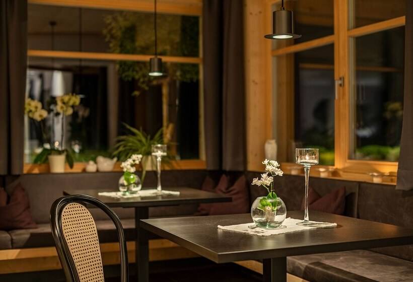 Отель Brunnerhof