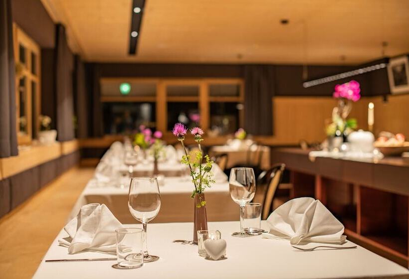 Отель Brunnerhof