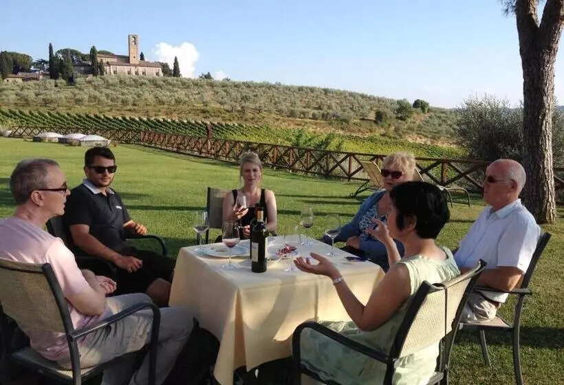ホテル Fattoria Abbazia Monte Oliveto