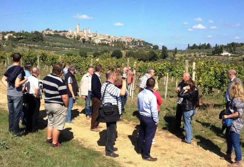 ホテル Fattoria Abbazia Monte Oliveto
