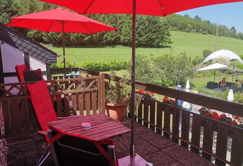 בית מלון כפרי Hennetaler Hof