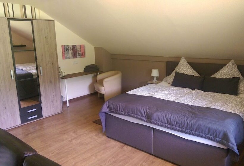 בית מלון כפרי Hennetaler Hof