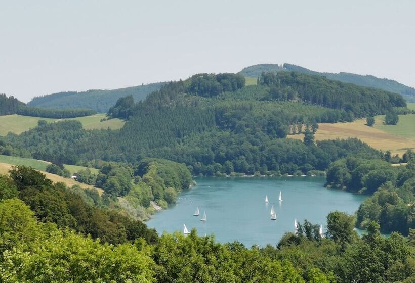 בית מלון כפרי Hennetaler Hof