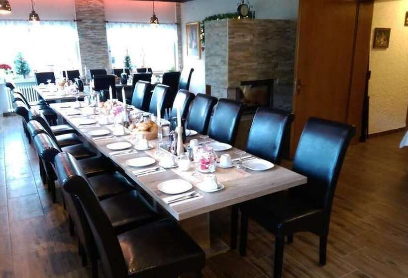 בית מלון כפרי Hennetaler Hof