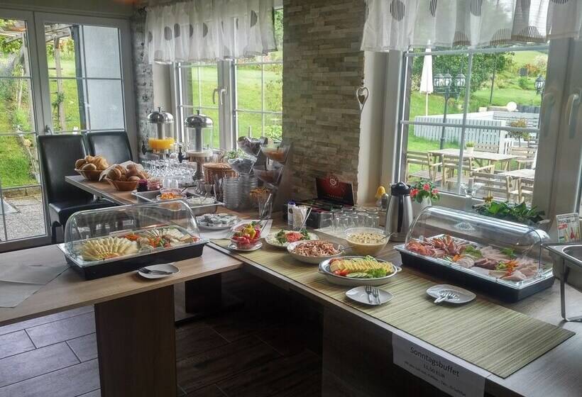 בית מלון כפרי Hennetaler Hof