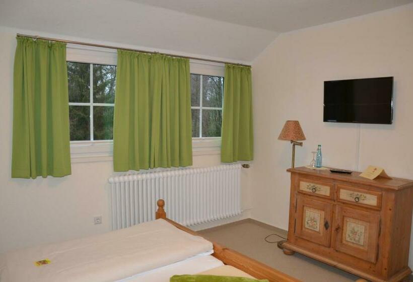 בית מלון כפרי Holter Schloßkrug