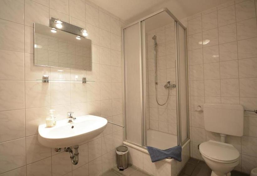 בית מלון כפרי Landgasthof Kelzenberg