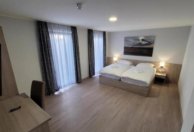 בית מלון כפרי Landgasthof Kelzenberg