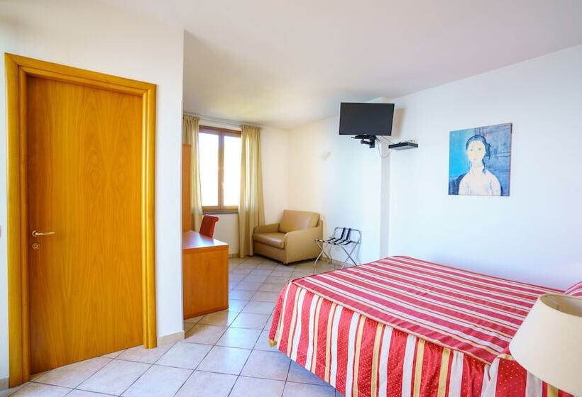 Отель Albergo Luna Di Marzo