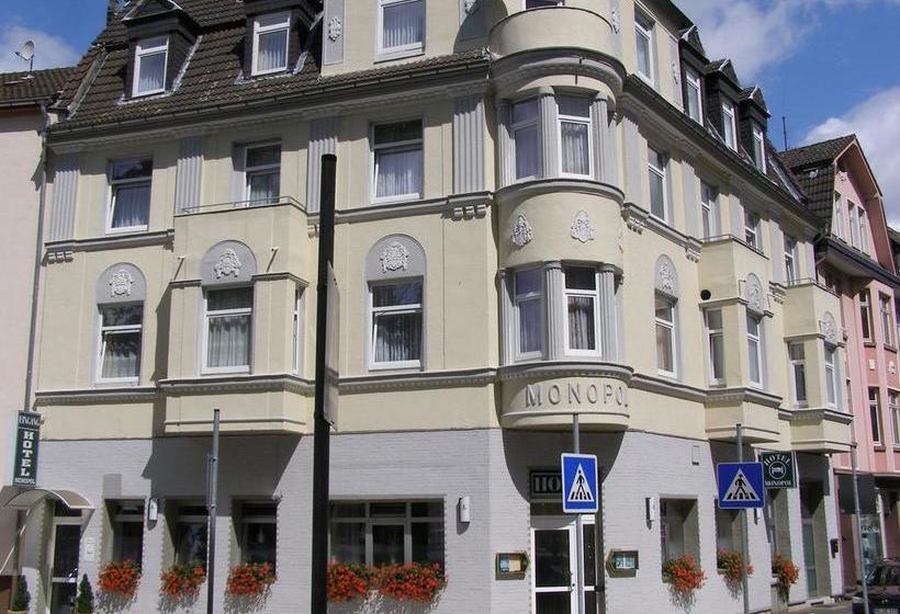 בית מלון כפרי Monopol