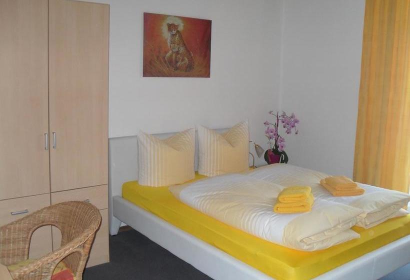 בית מלון כפרי Monopol