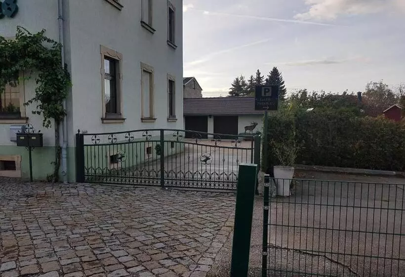 ホテル Pension Ottendorf Okrilla