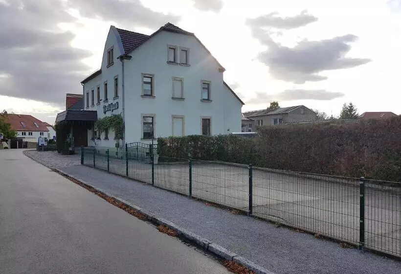 ホテル Pension Ottendorf Okrilla