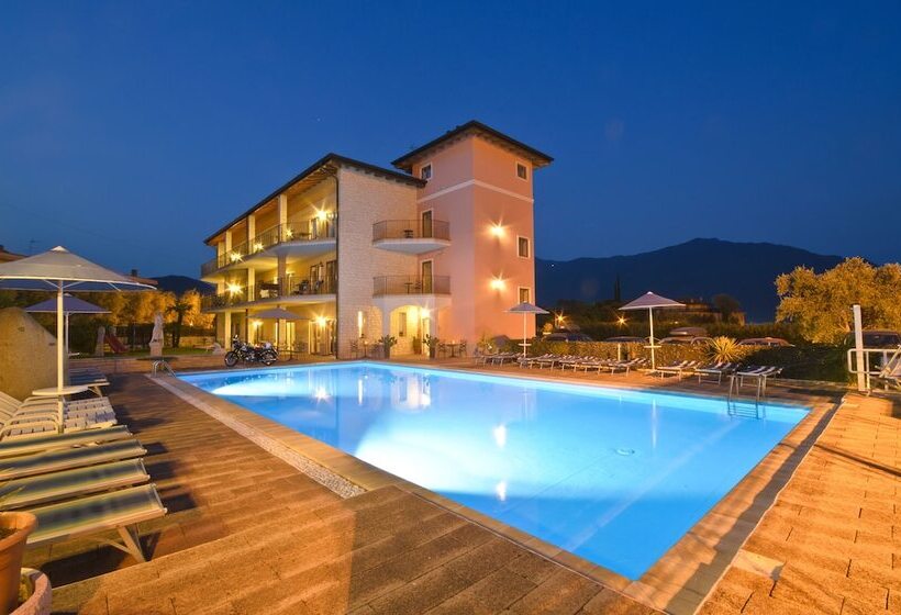 ホテル Residenza Le Due Torri